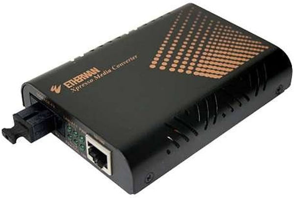 EtherWAN EL200CA-40 2-Ports 10/100-TX to 100-FX Single-Mode Media Converter