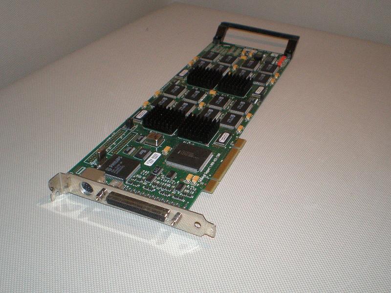 Hewlett-Packard 251-00215-00 Jeronimo Pro 4-Port 32Mb PCI 2.1 1600x1200 Appian Video Graphic Adapter