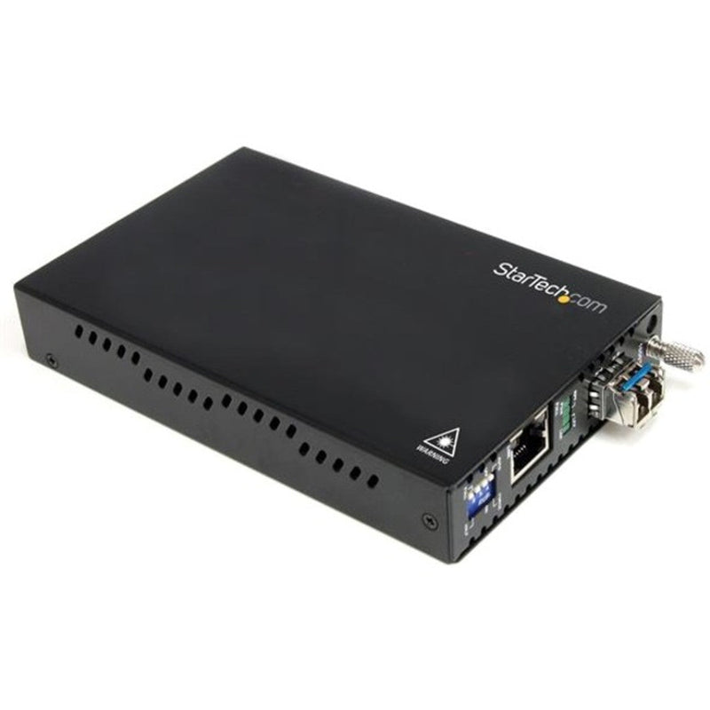 StarTech.com Multimode (MM) LC Fiber Media Converter for 1Gbe Network - 550m Range - Gigabit Ethernet - 850nm - with SFP Transceiver (ET91000LC2) ET91000LC2