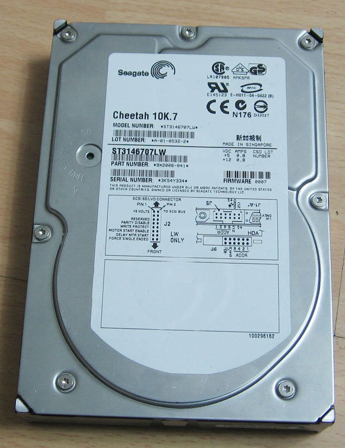 Seagate Cheetah 10K.7 ST3146707LW 146GB 10KRPM Ultra320 SCSI 68-PIN 3.5\ Hard Drive"